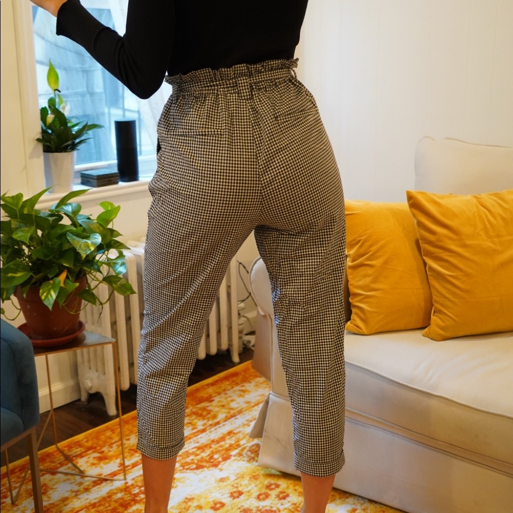 Checkered pants with tie top